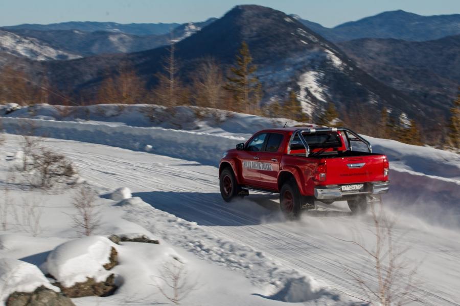 Arctic Trucks Toyota Hilux NG AT35 2016 года  (фото 5 из 12)